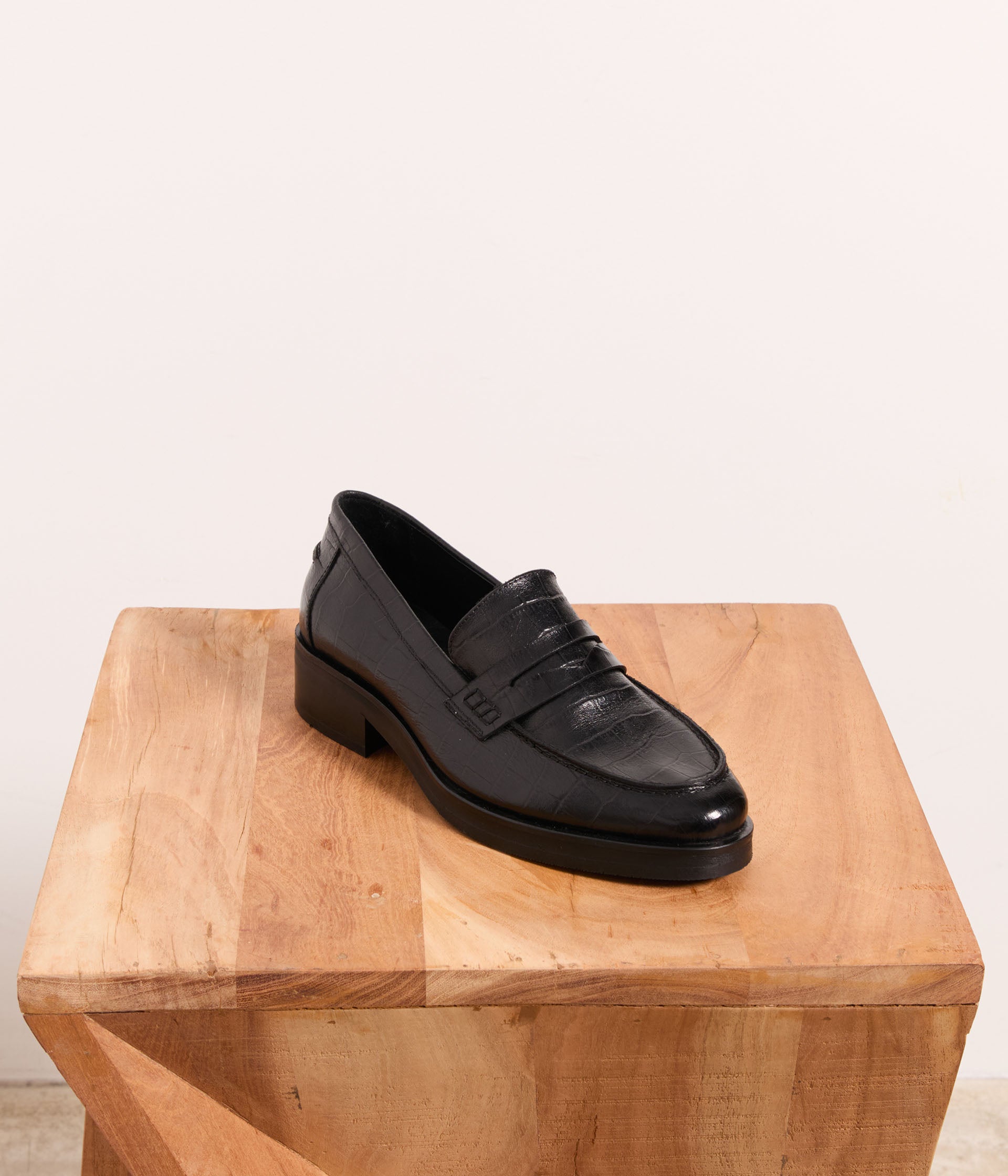 Mocassins croco noir Timon