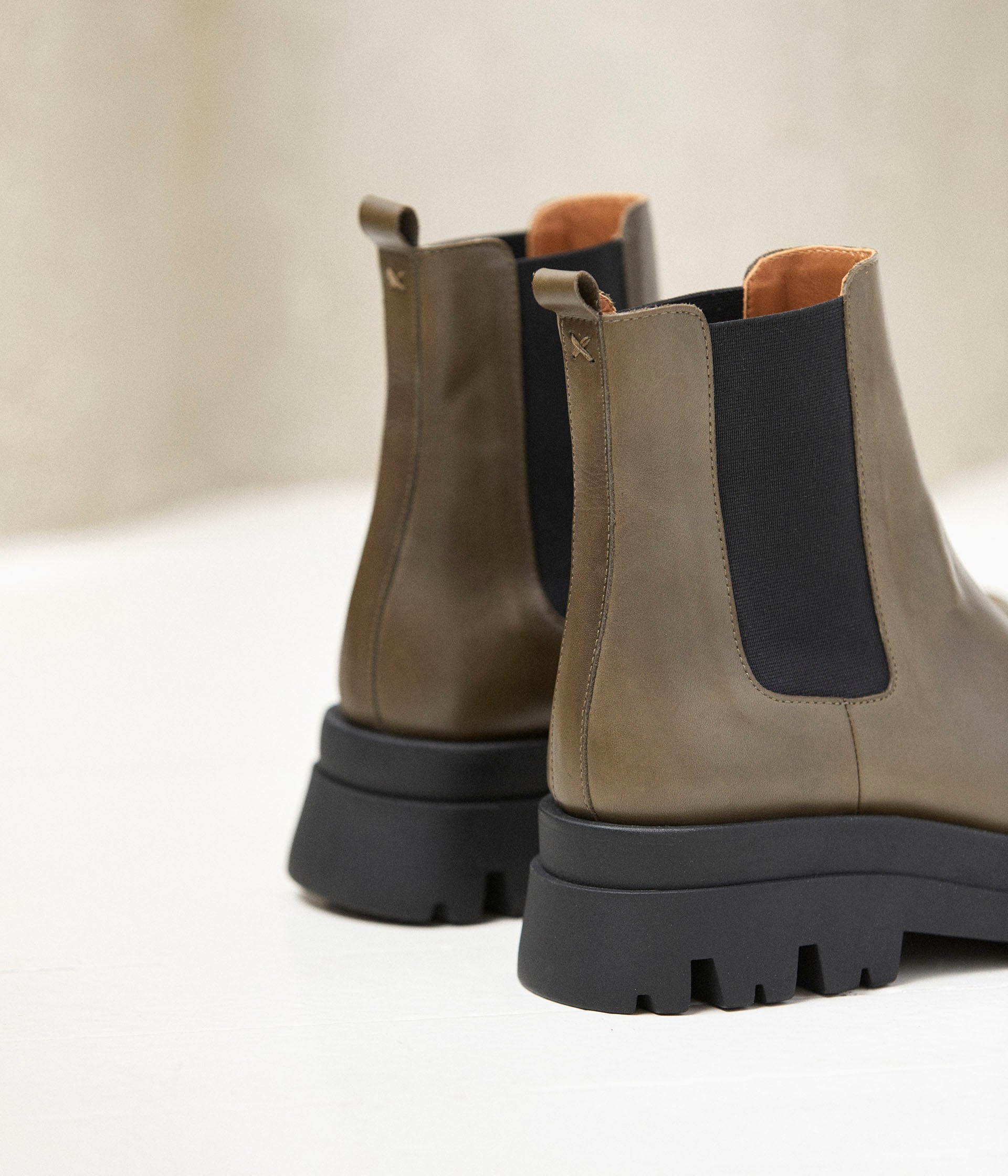 Boots grunge Liam Boots Bottines Femme Mellow Yellow