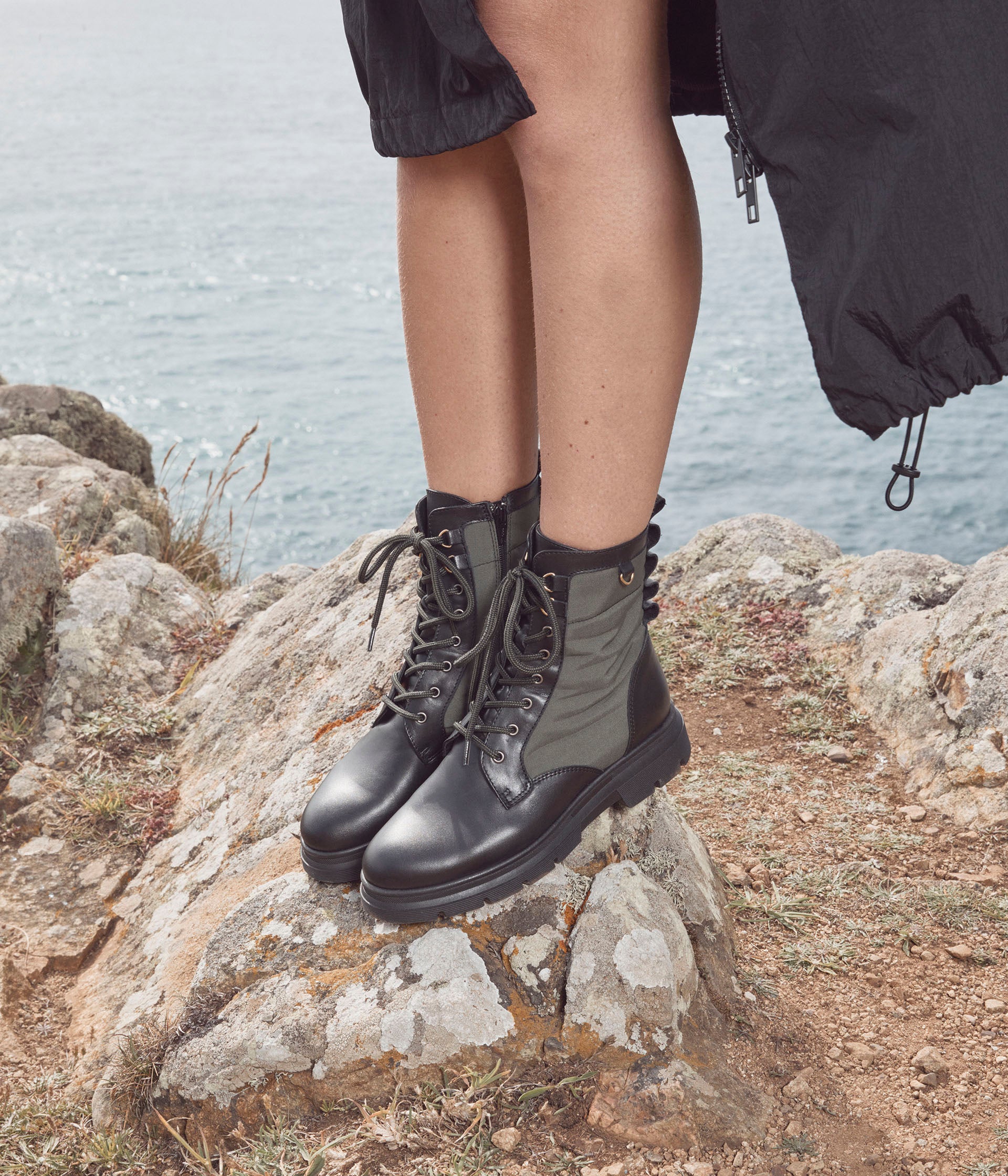 Boots bi matière femme sales
