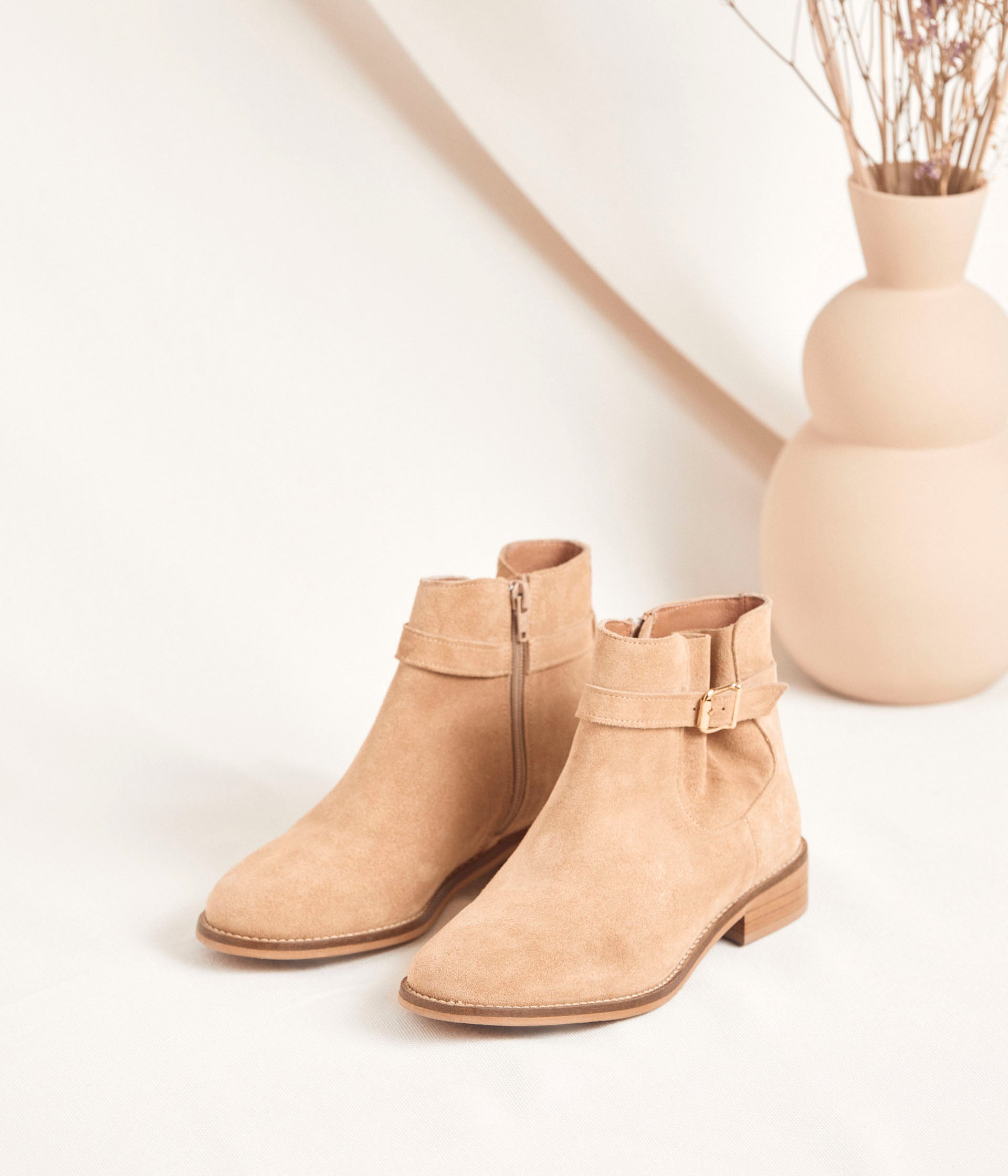 Bottines beige daim talon outlet
