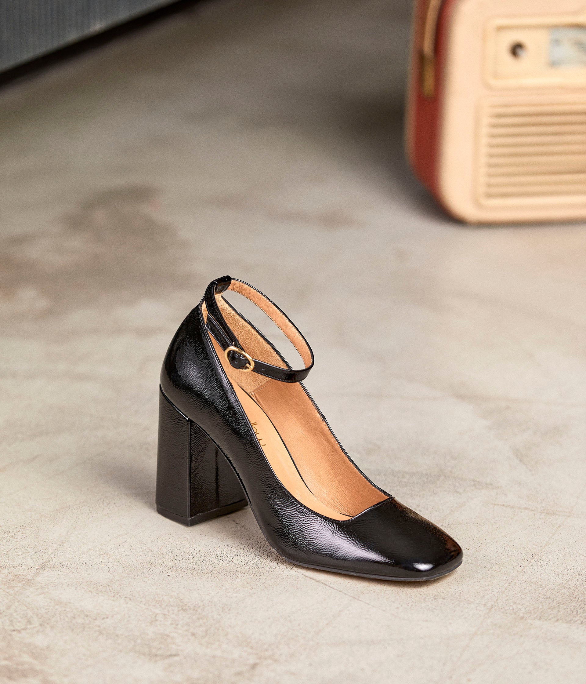 Escarpin noir avec bride best sale