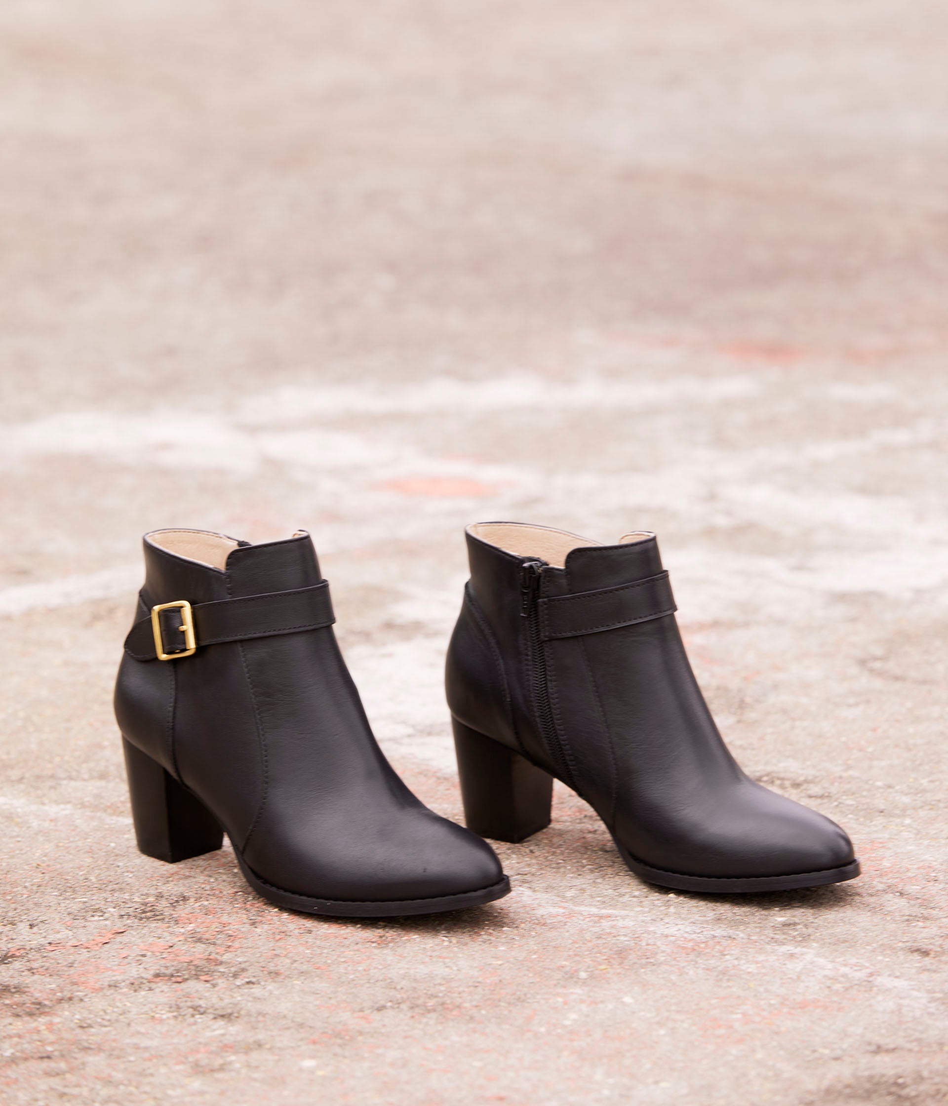 Bottines noires Postiche Boots Bottines Femme Mellow Yellow
