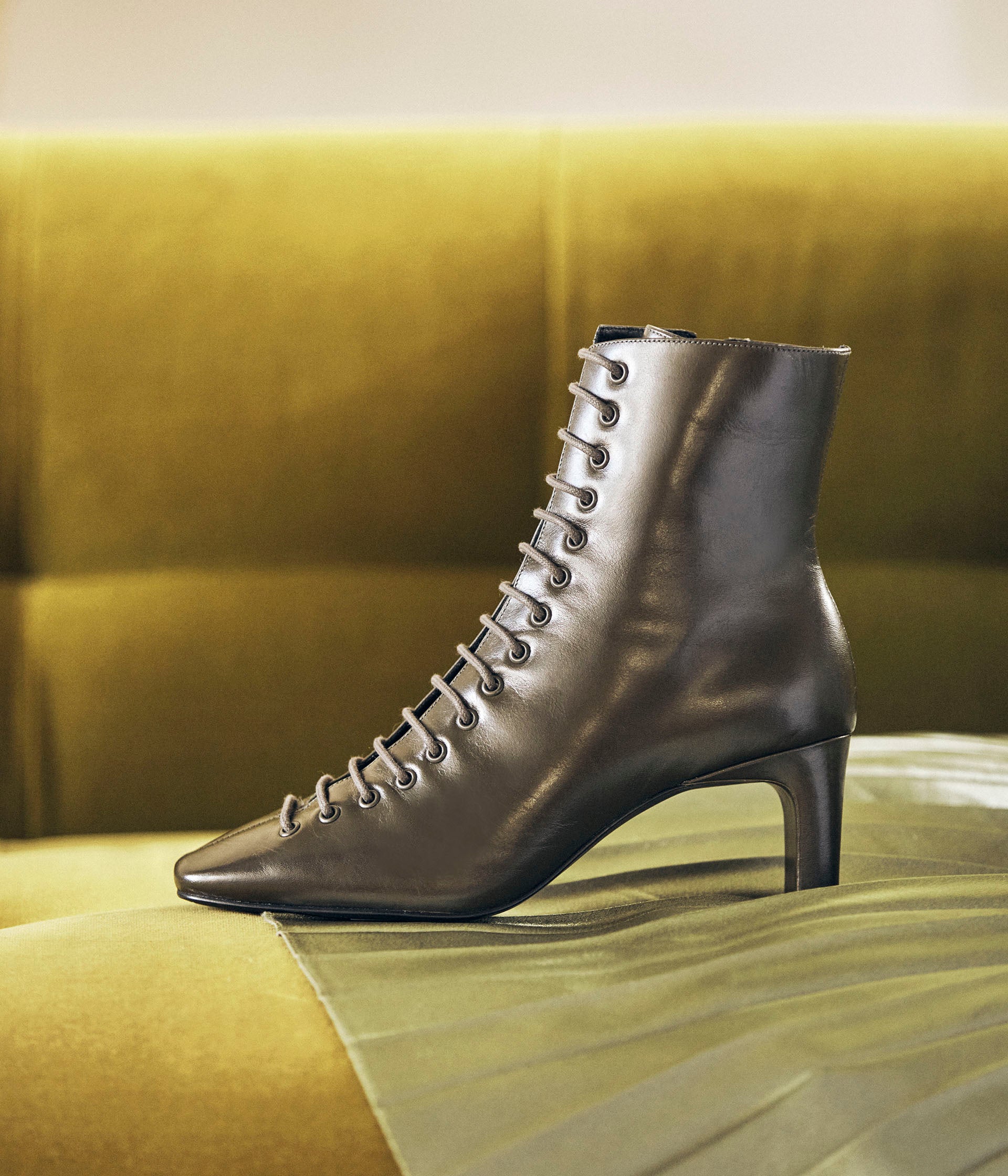 Bottines lacées on sale