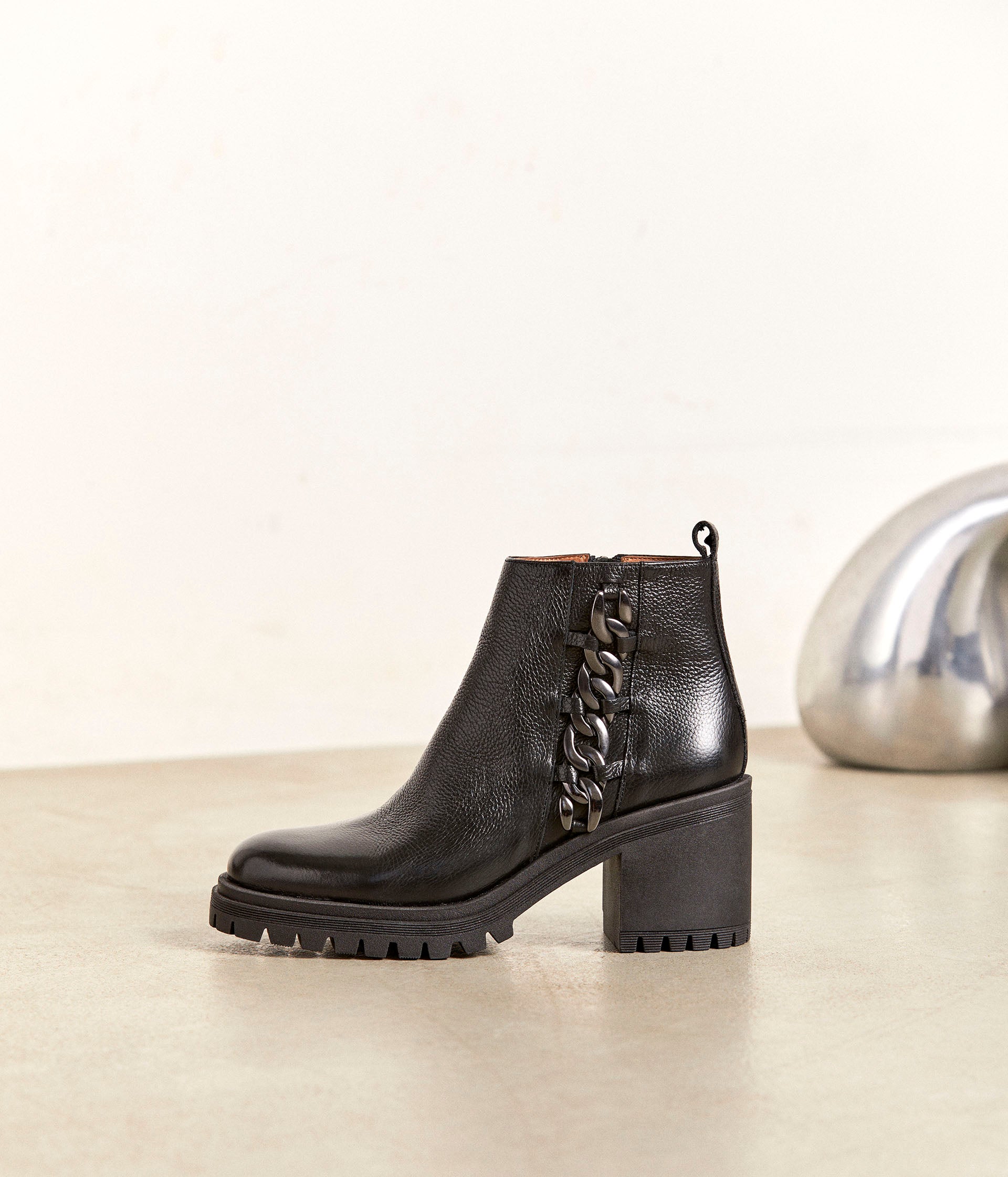 Boots avec chaine Coraline Boots Bottines Femme Mellow Yellow