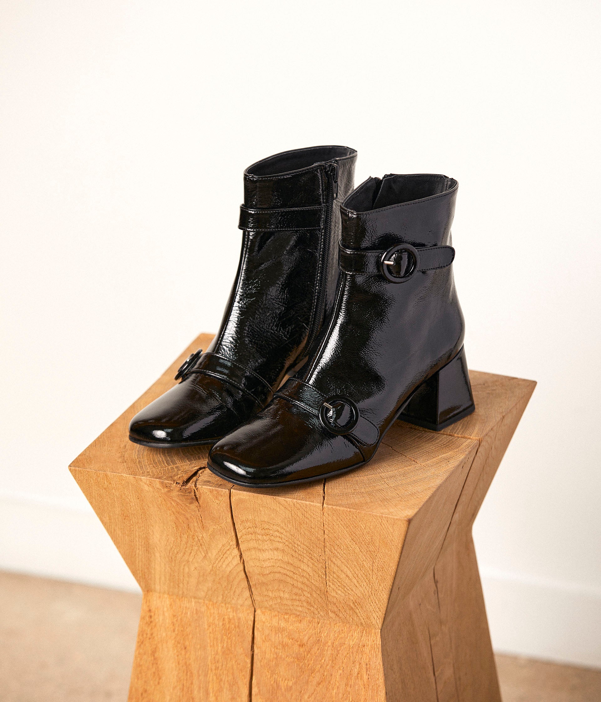 Bottines vernis noir femme talon top