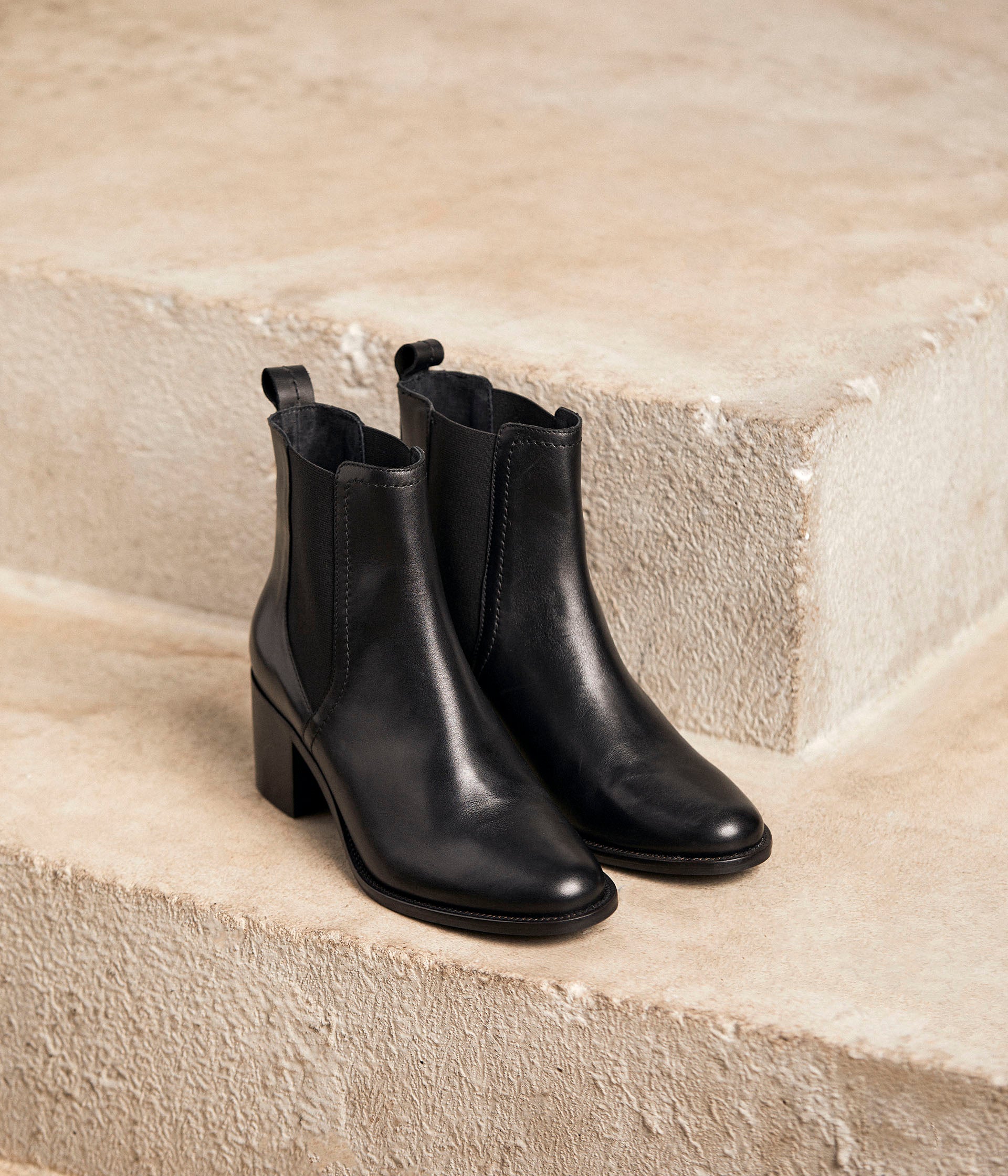 Chelsea boots noires Celina Boots Bottines Femme Mellow Yellow