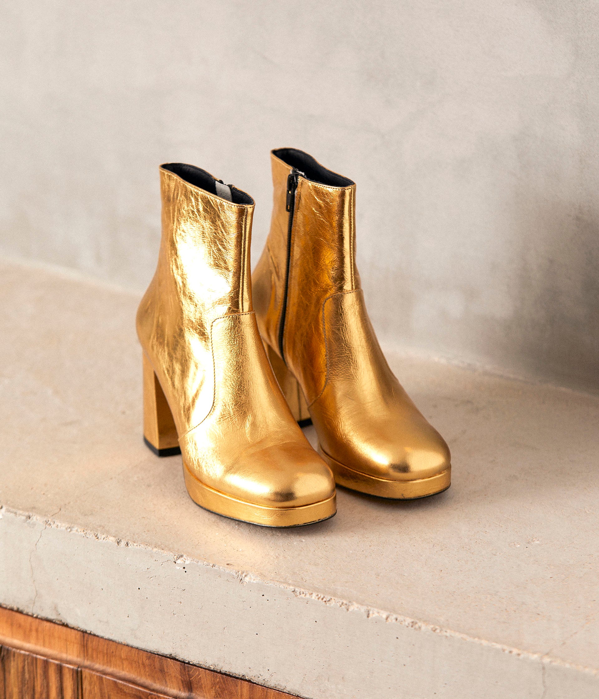 Boots dorées clearance