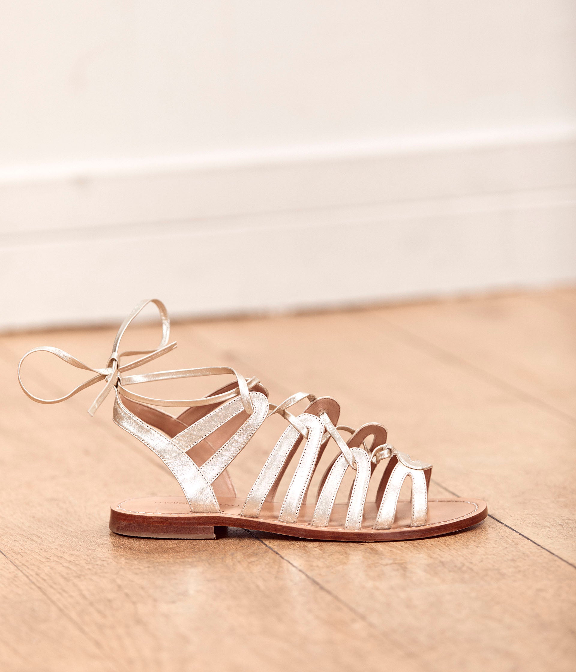 Sandales dorées store mellow yellow