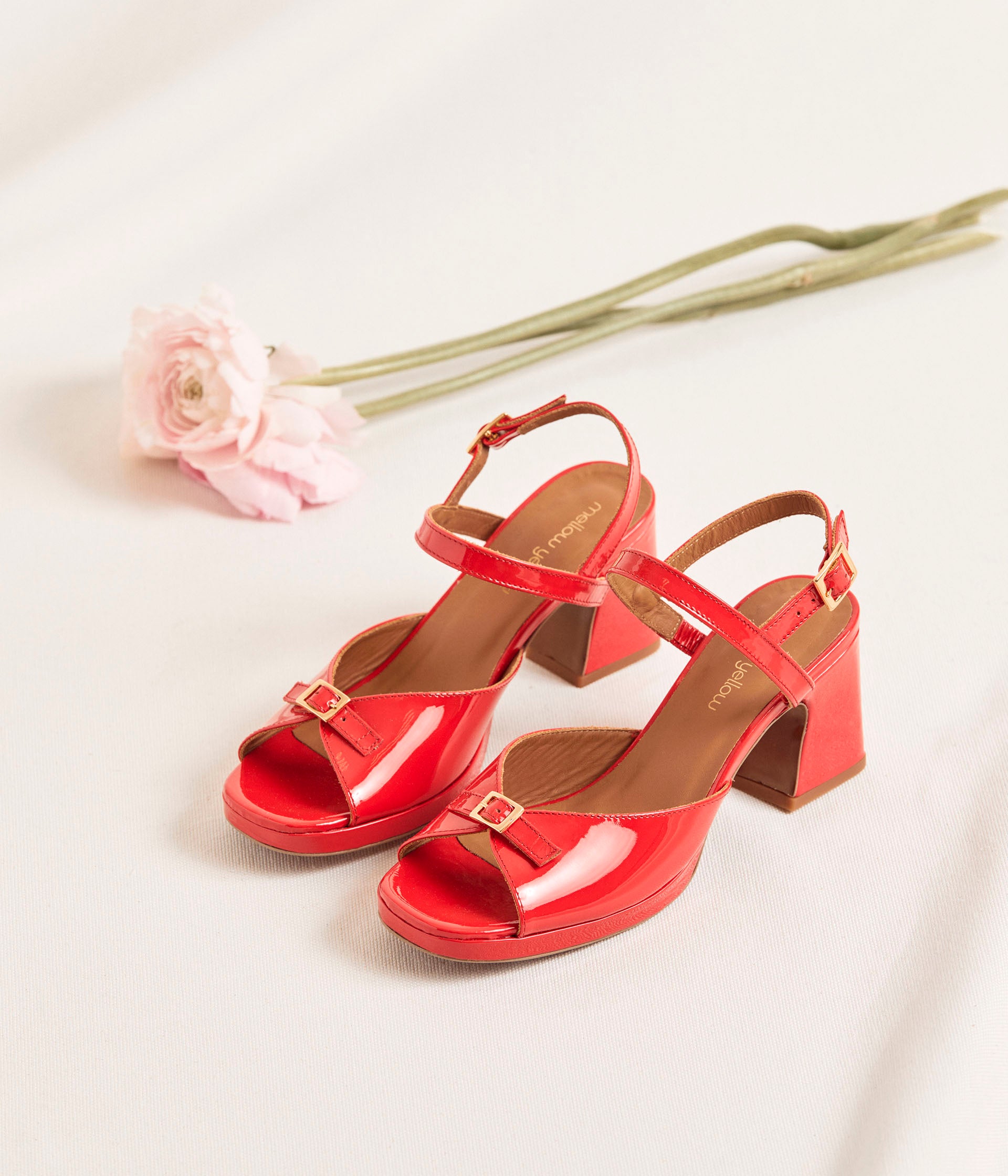 Sandales shop rouges femme