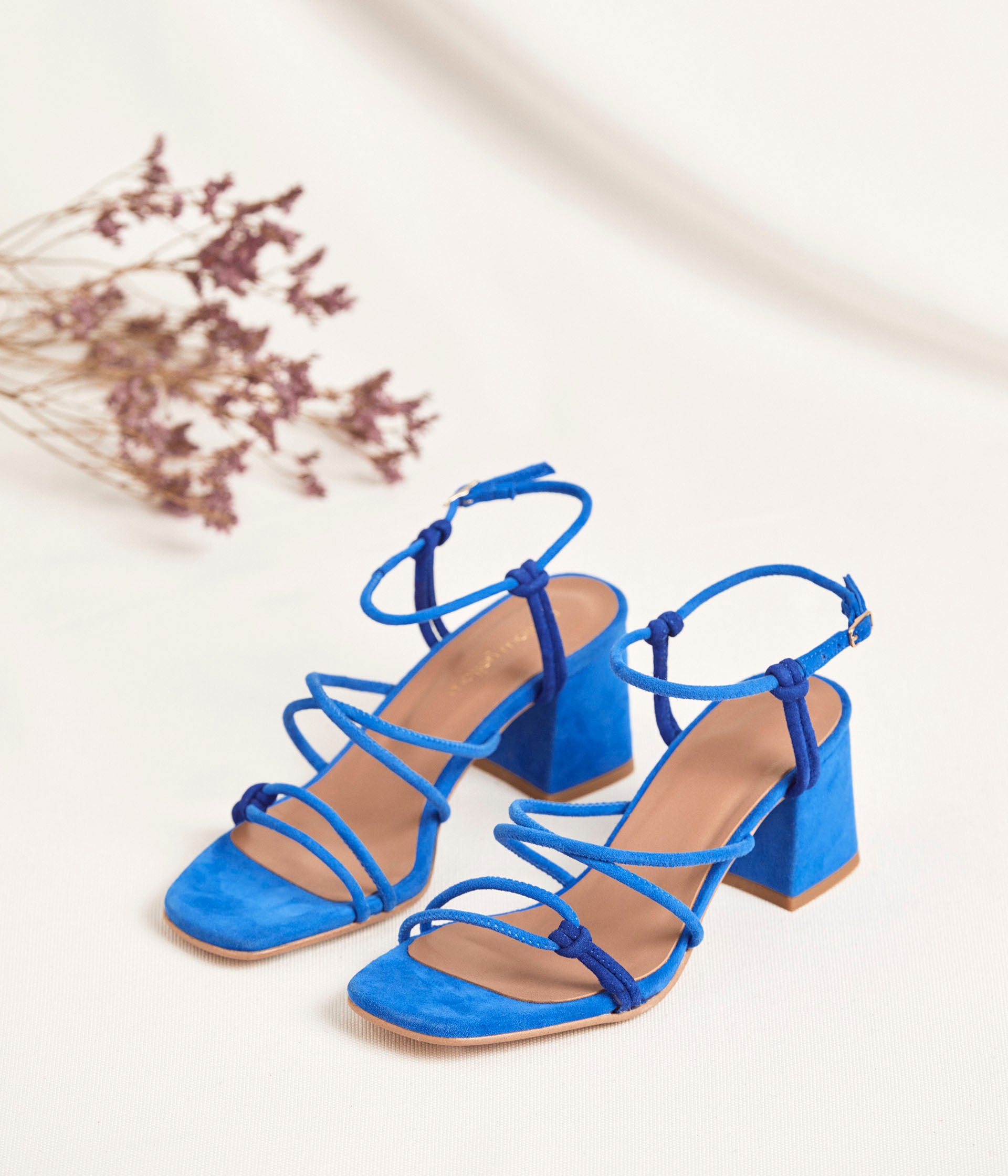 Sandales bleues talons top