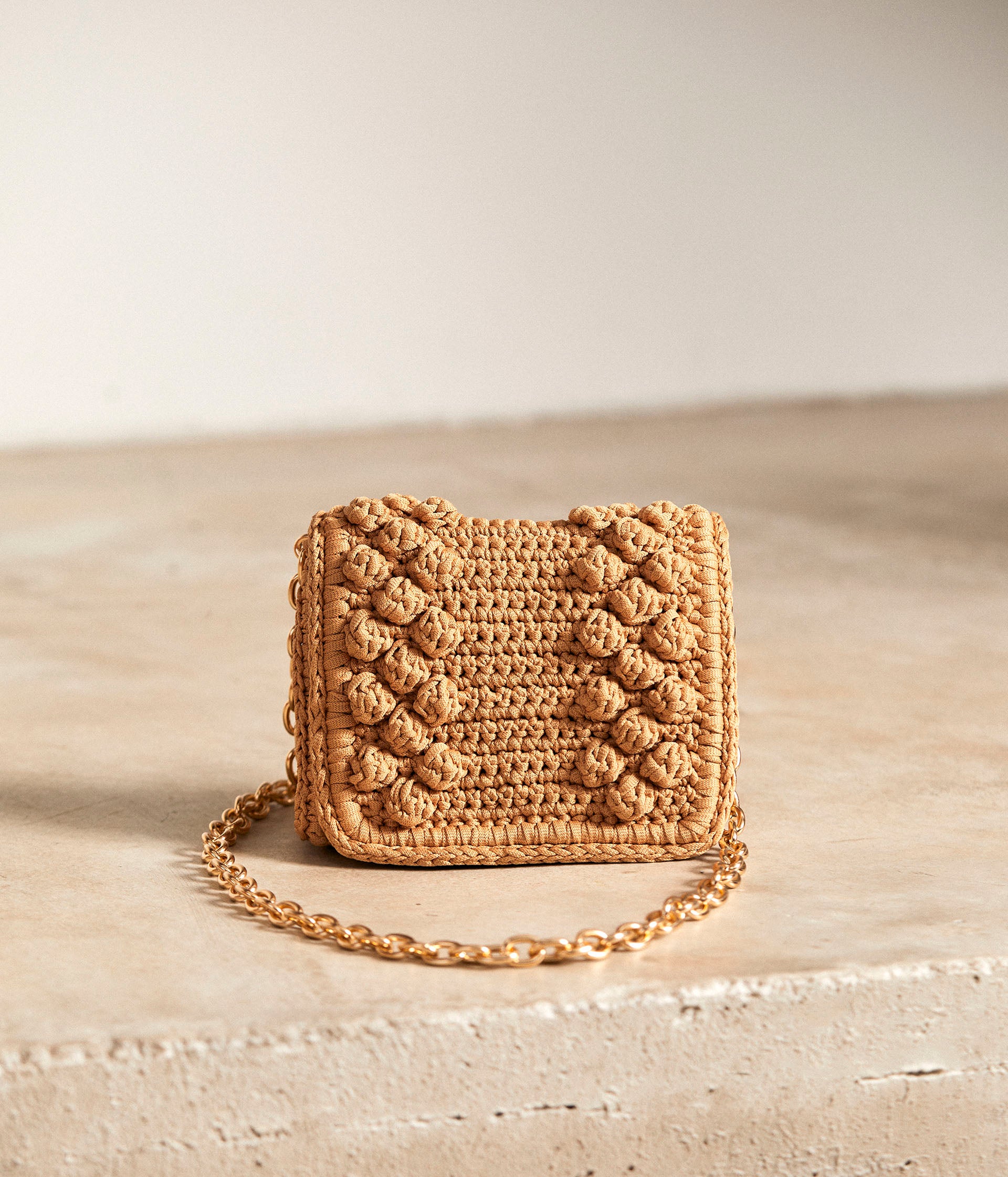 Mellow yellow postiche online