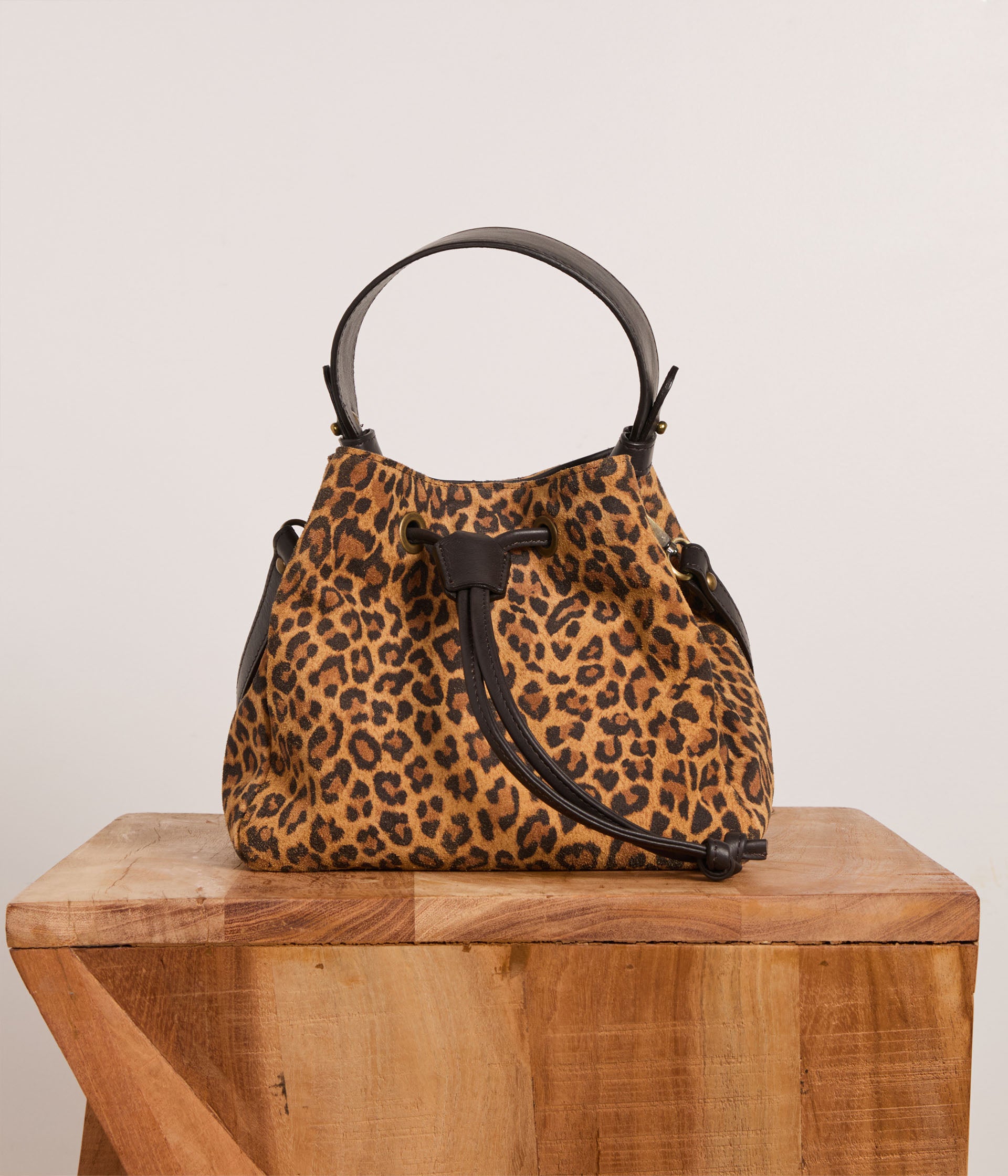 Sac seau leopard top